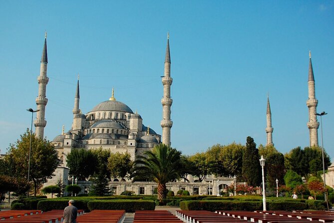 Istanbul: Hagia Sophia & Blue Mosque Guided & Small-Group Tour - Hagia Sophia Grand Mosque: timing, security, and the ticket reality