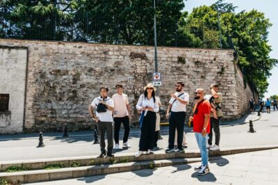Istanbul: Hagia Sophia, Blue Mosque, Suleymaniye Mosque Tour - Starting point: the German Fountain area and your first “okay, I get it” moment