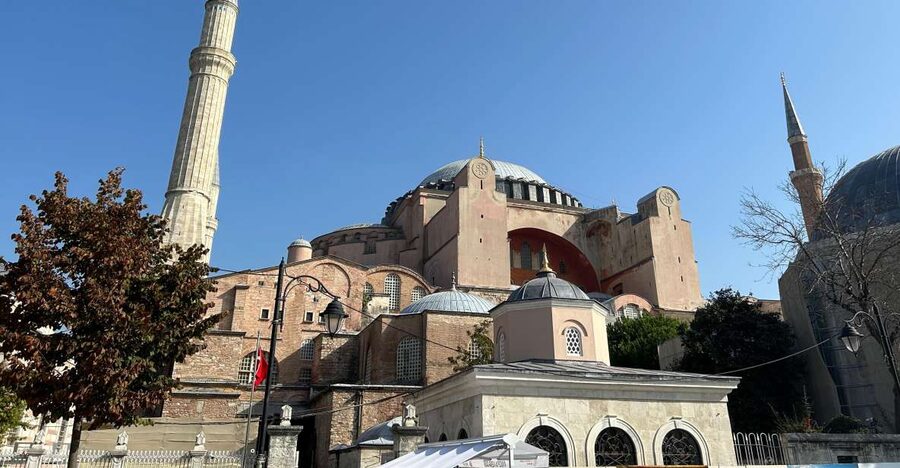 Istanbul: Hagia Sophia Tour with Optional Blue Mosque Tour - The 1-hour Hagia Sophia guide: what you’ll actually learn