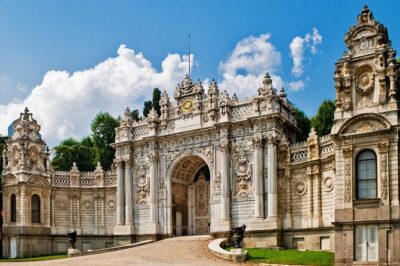 Istanbul Islamic Heritage Tour: Sacred Tombs & Eyup Sultan Mosque - Pickup, mobile tickets, and the real value of an organized route