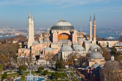 Istanbul Old City Tour Blue Mosque, Hagia Sophia,Topkapi Museum and Grand Bazzar - Key things that make this tour worth your time