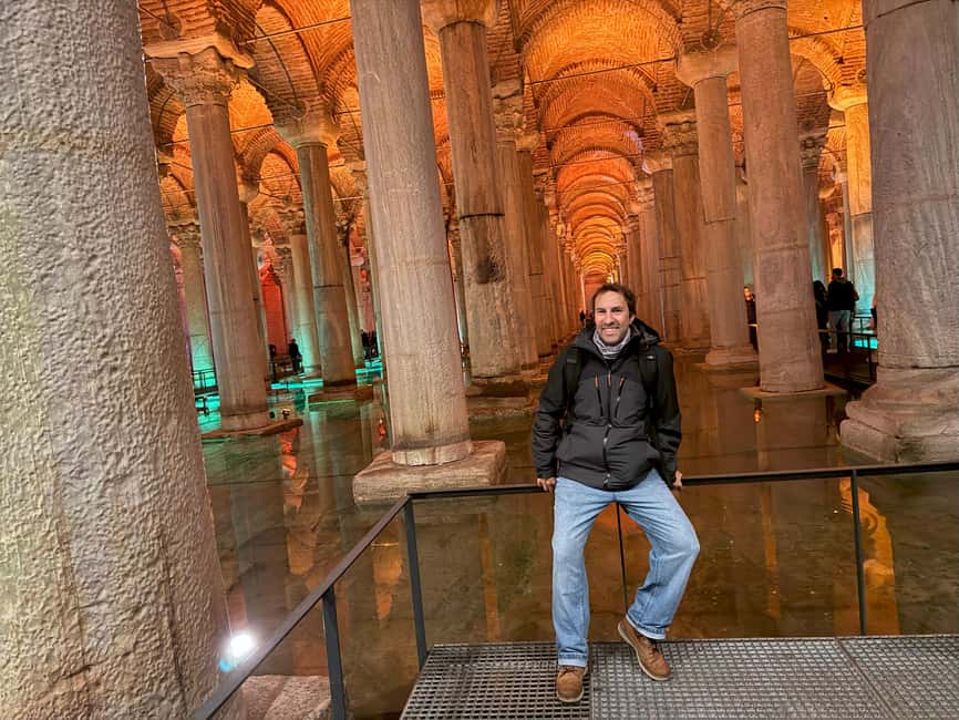 Istanbul Walking Tour: Mosques, Palace, Cistern with Lunch - The big idea: seeing Istanbul’s icons in one guided walking day