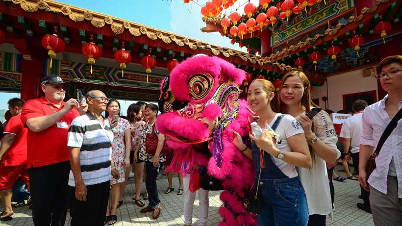 Kuala Lumpur: Private Batu Cave, National Mosque Tour, Lunch - Why This Half-Day Tour Works So Well in Kuala Lumpur