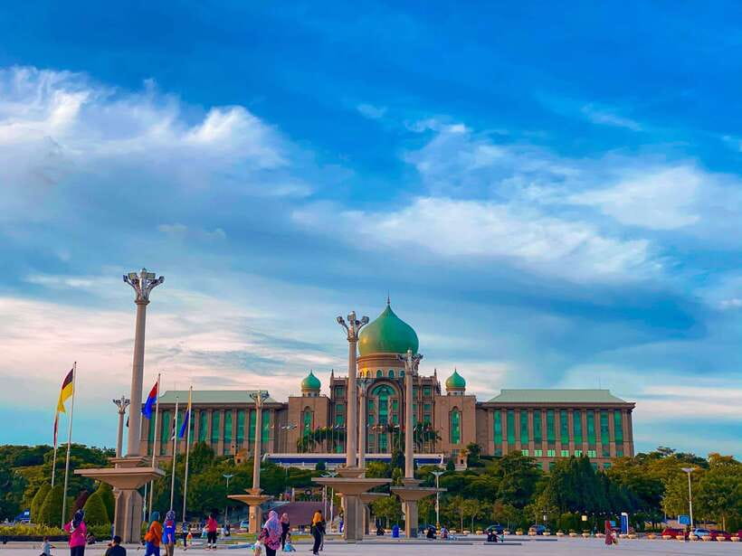 Kuala Lumpur: Putrajaya Tour Half Day Tour [Shared/Private] - Key highlights to look for