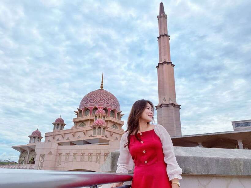 Kuala Lumpur: Putrajaya Tour Half Day Tour [Shared/Private] - Putrajaya’s modern city layout makes the drive worth it