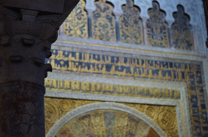 Mosque-Cathedral and Jewish Quarter guided tour - The stops that make the Jewish Quarter section click