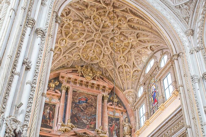 Mosque-Cathedral of Cordoba Guided Tour Skip the Line & Ticket - The Story Hook: Umayyad Mosque to Christian Additions