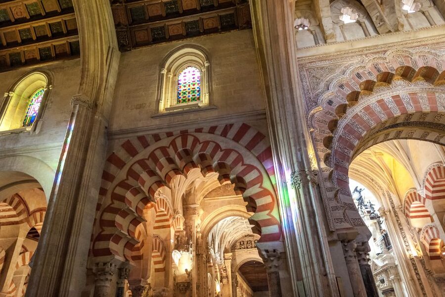 Mosque-Cathedral of Córdoba Guided Tour with Tickets - Learning the mosque-to-cathedral story without getting lost in dates