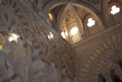 Mosque-Cathedral Small Group Guided Tour - Inside the Mosque–Cathedral: What to Look For on the Eastern Side