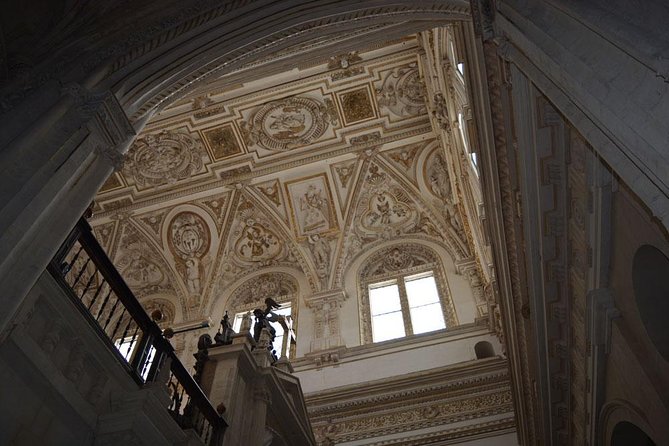 Mosque of Cordoba History Tour in English Tickets included - Why audio receivers matter inside a monument