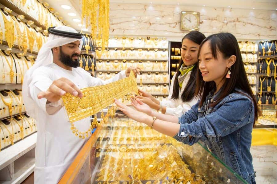 Old Dubai Heritage Tour: Souks, Mosques & more hidden gems! - Al Fahidi (Al Bastakiya): Historic Streets and Real-World Browsing