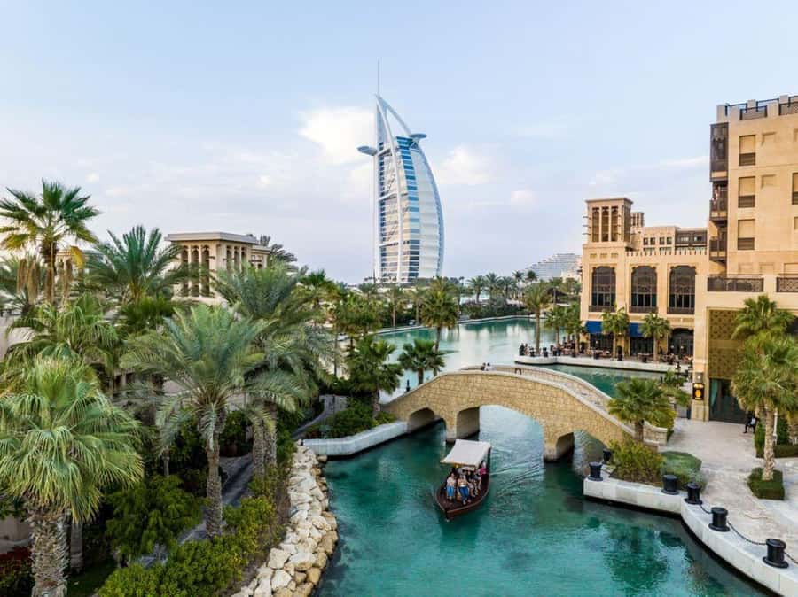 Old Dubai Heritage Tour: Souks, Mosques & more hidden gems! - Dubai Creek Abra Ride: The Traditional Pace Shift