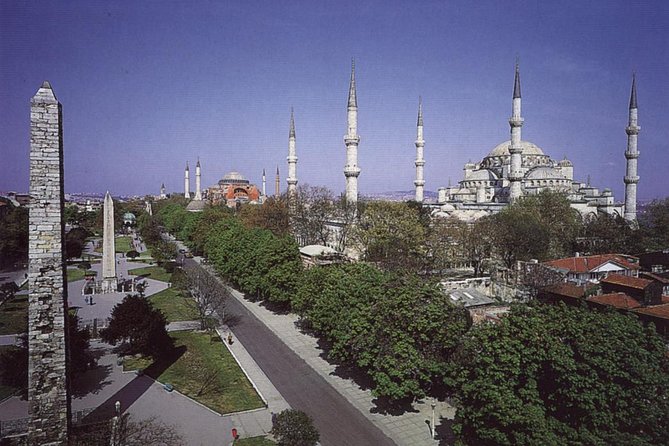 Private 5-6h: Topkapi + Hagia Sophia + Blue Mosque + Grand Bazaar - Why this Istanbul combo works in one 5–6 hour window