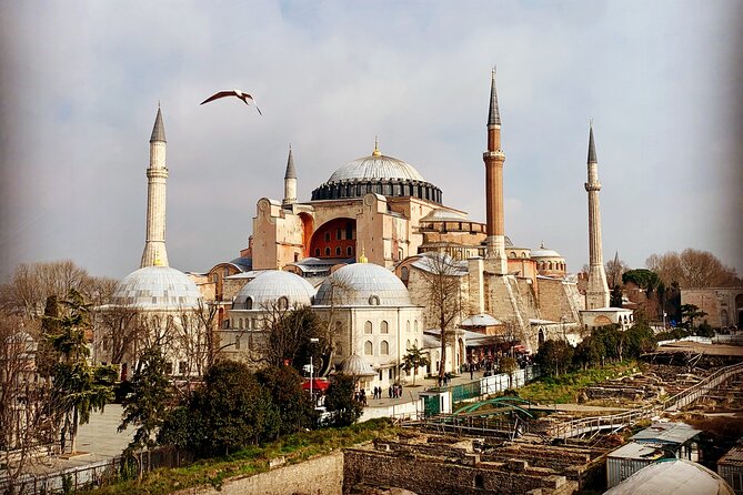 Private 5-6h: Topkapi + Hagia Sophia + Blue Mosque + Grand Bazaar - Hagia Sophia Grand Mosque: what you’ll see and how to plan for entry