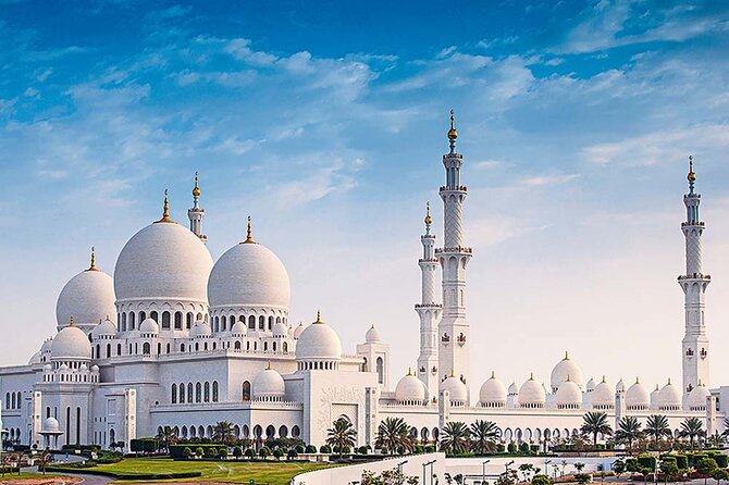 Private Abu Dhabi City Tour with Emirates Palace, Grand Mosque - Emirates Palace and the photo stops that actually matter