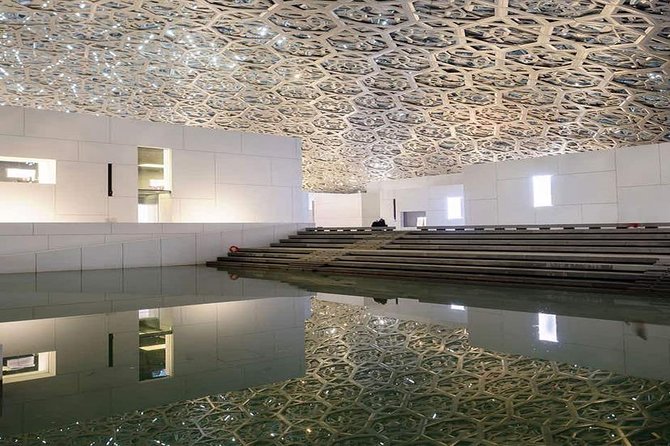 Private Abu Dhabi City Tour with Louvre Museum & Sheikh Zayed Grand Mosque - Louvre Abu Dhabi: getting the included ticket and managing expectations