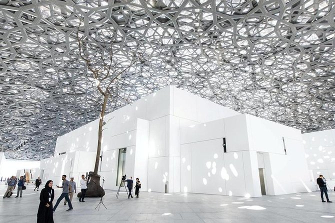 Private Abu Dhabi City Tour with Louvre Museum & Sheikh Zayed Grand Mosque - Price and value for a private group of up to five