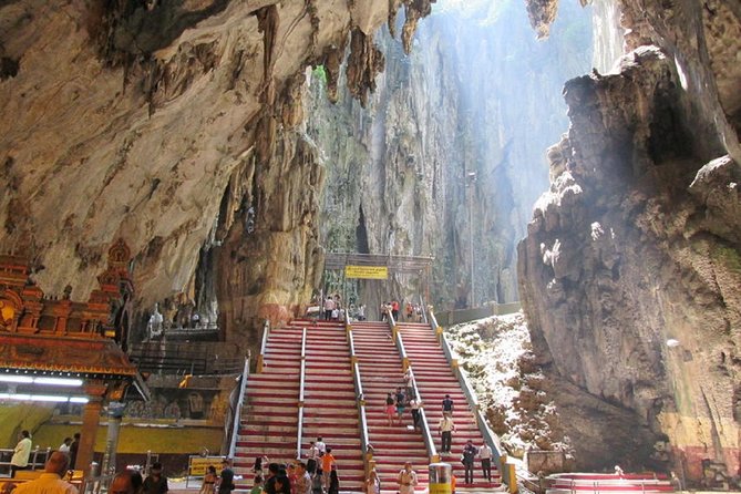 Private Batu Caves, National Mosque & Religious Tour with Lunch - National Mosque (Masjid Negara) and the Friday limitation you must plan for