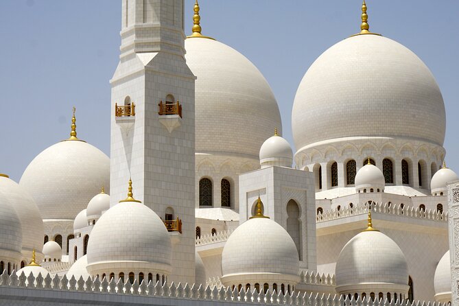 Private Full Day Tour Abu Dhabi City, Grand Mosque & Palace - Yas Mall: A Stylish Warm-Up Stop Before the Big Sights