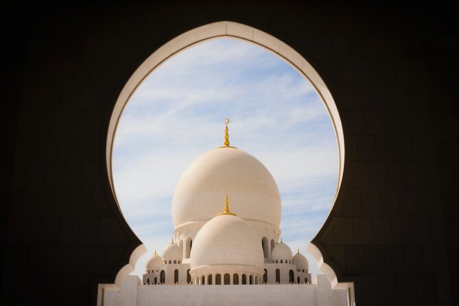 Private Full Day Tour Abu Dhabi City, Grand Mosque & Palace - Abu Dhabi Corniche Drive-By: Quick Views Between Stops