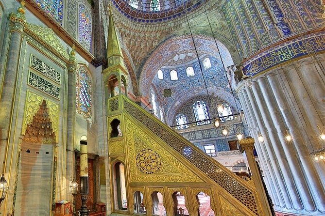 Private Hagia Sophia Sultanahmet Blue Mosque Cistern Grand Bazaar - A 6-to-7-hour private circuit through Sultanahmet and the Grand Bazaar