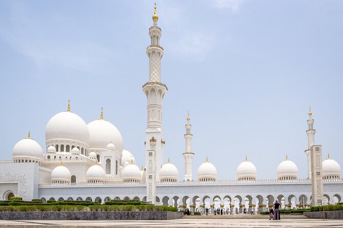 Private Half-Day Tour To Sheikh Zayed Grand Mosque & Louvre Museum in Abu Dhabi - Provider and operating window: when you can make it happen