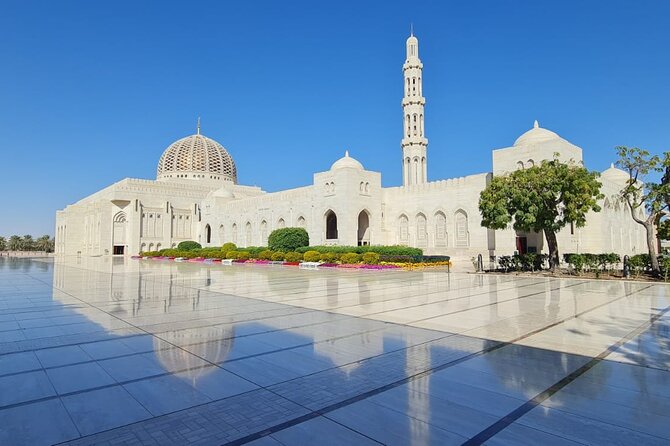 Private Sultan Qaboos Grand Mosque-Nakhal Fort-Wakan Village - Full Day Tour - Price and logistics: does $176 feel worth it?