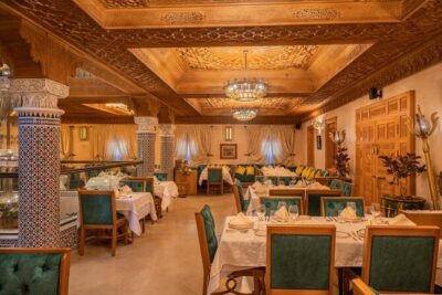 Private Tour Casablanca with Lunch, Mosque Entrance Included - Ain Diab Corniche: a quick seaside reset between major sights