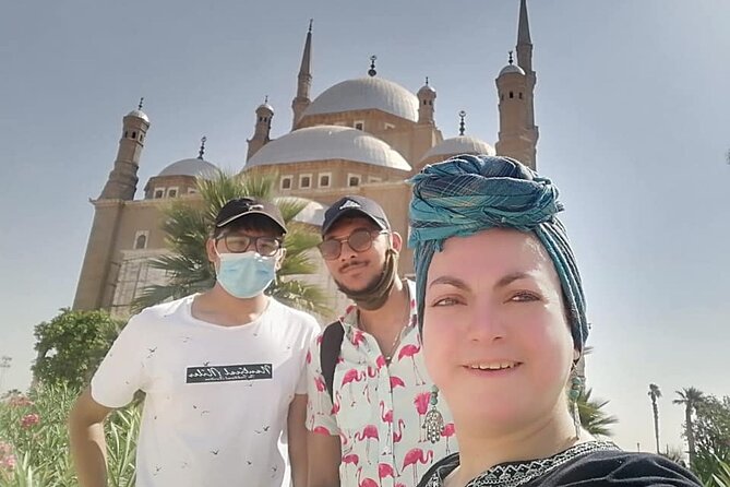 Private Tour Coptic Christian Cairo, Islamic Mosque & Old Market - Khan el-Khalili bazaar: one hour for crafts, souvenirs, and Cairo noise