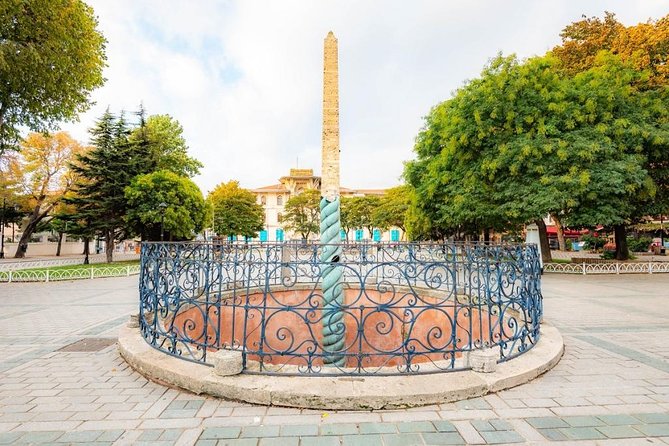 Private Tour: Istanbul’s Ottoman Experience Including Topkapi Palace and Blue Mosque - What you should bring and how to handle the practical bits