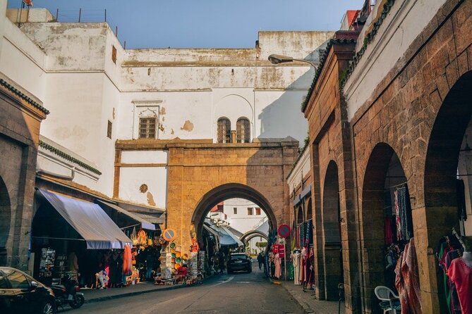 Private Tour of Casablanca with Hassan II Mosque Entry Ticket - Rick’s Café, Mohammed V Square, and UN Square: the quick stops that shape the story