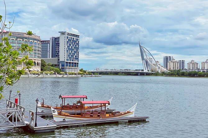 Putrajaya Half Day Tour with Pink Mosque & River Cruise(SIC) - Weather, rain, and how to avoid a frustrating day