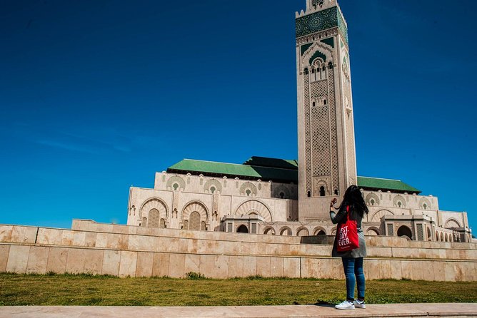 Religious Casablanca: Private Spiritual Tour Including Hassan II Mosque Visit - Hassan II Mosque: Dress Code, Timing, and What to Notice