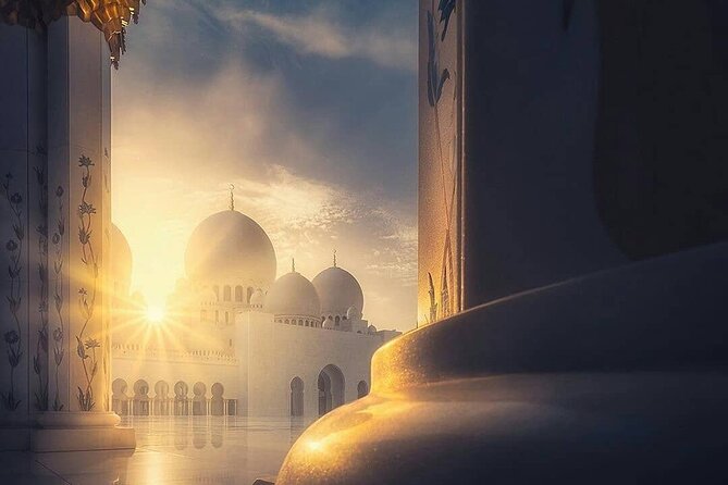 Sheikh Zayed Grand Mosque with Ferrari World from Dubai - Sheikh Zayed Grand Mosque: what 2 hours is best used for