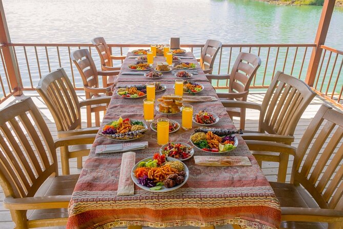 Side Green Canyon, Waterfall and Baby Lions with Mosque Visit - Lunch around mid-afternoon: tasty, but plan your hunger