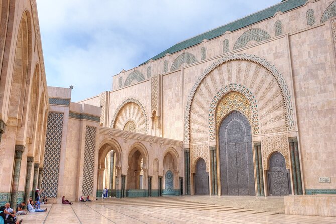 Skip the line Hassan 2 mosque Premium Tour entry ticket included - Your 45–60 minute guided route: what you actually see