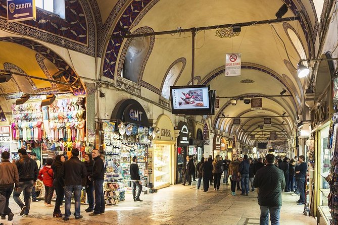 Small Group Istanbul Full-Day Shore Excursion: Hagia Sophia, Topkapi Palace, Blue Mosque, Hippodrome and Grand Bazaar - Hagia Sophia Grand Mosque: the wow-and-why stop