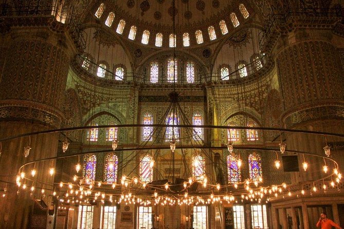 Small Group Istanbul Tour: Hagia Sophia, Blue Mosque & Bazaar - Grand Bazaar with your own hour to shop (and how the optional presentation works)