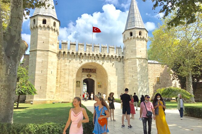 Topkapi Palace with Harem and Blue Mosque Guided Tour - Why the Blue Mosque + Topkapi combo works (even if you only have half a day)