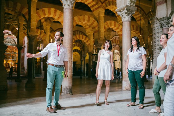 Tour to the Mosque-Cathedral of Córdoba with admission included - Why the Mosque-Cathedral works best with a guide