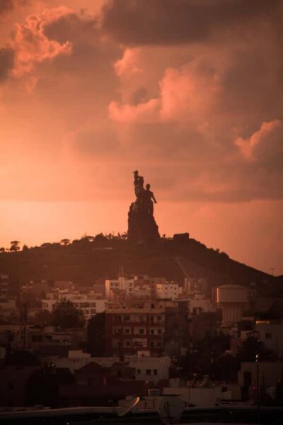 Visit Monument, Mosque, Markets, Cathedral In Dakar City - Kermel Market: Color, Crafts, and a Photo Stop That Actually Works