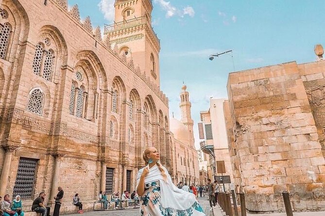 Walking Tour at El-Moez Street Included Al Azhar Mosque. - Al-Azhar Mosque: a 10th-century minaret and the “why” behind it